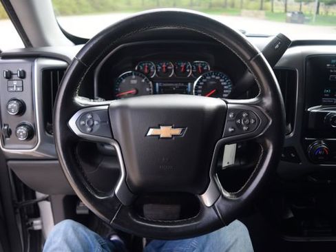 Used 2018 Chevrolet Silverado 1500 LT w/ All Star Edition AWD/4WD image 4