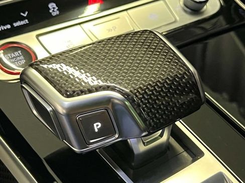 Used 2023 Audi S8 AWD/4WD image 31