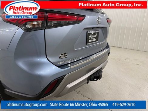 Used 2023 Toyota Highlander Platinum AWD/4WD image 49