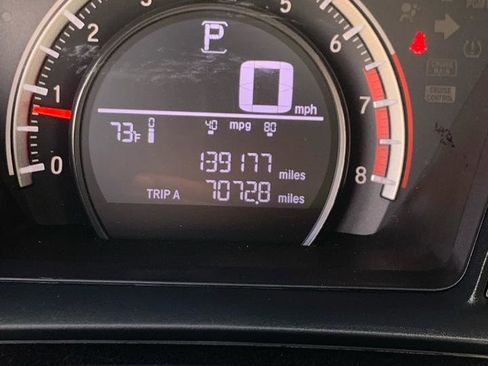 Used 2018 Honda Civic Sport image 12