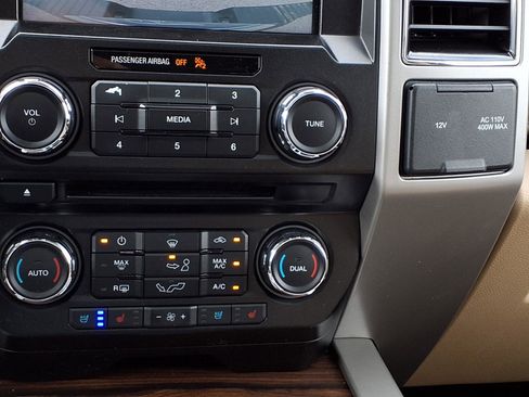 Certified 2017 Ford F150 Lariat image 16