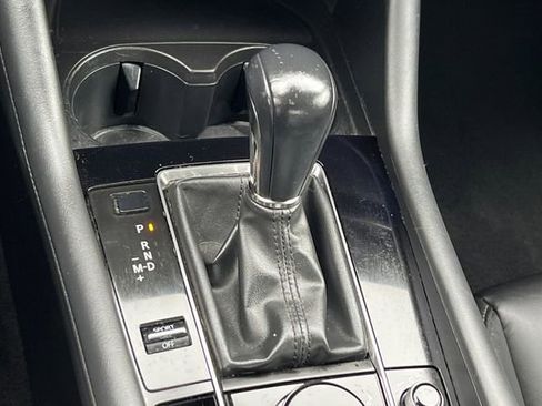 Used 2021 MAZDA MAZDA3 s image 22