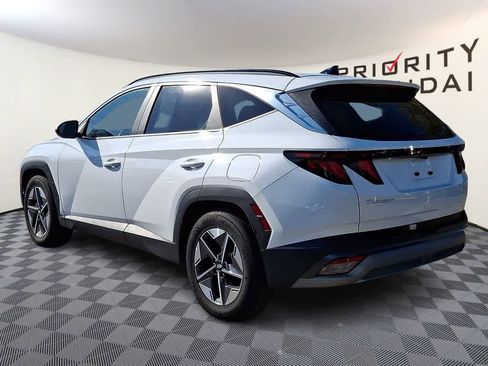 Used 2025 Hyundai Tucson SEL FWD image 6