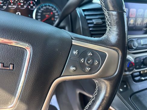 Used 2020 GMC Yukon Denali w/ Denali Ultimate Package AWD/4WD image 49