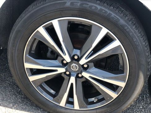 Certified 2020 Nissan Pathfinder Platinum image 25