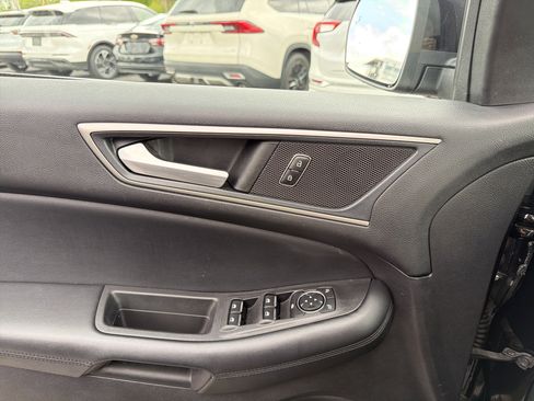 Used 2021 Ford Edge SEL w/ Convenience Package AWD/4WD image 15