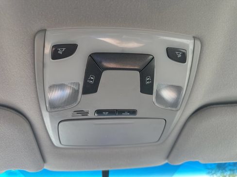 Used 2013 Toyota Sienna LE FWD image 10