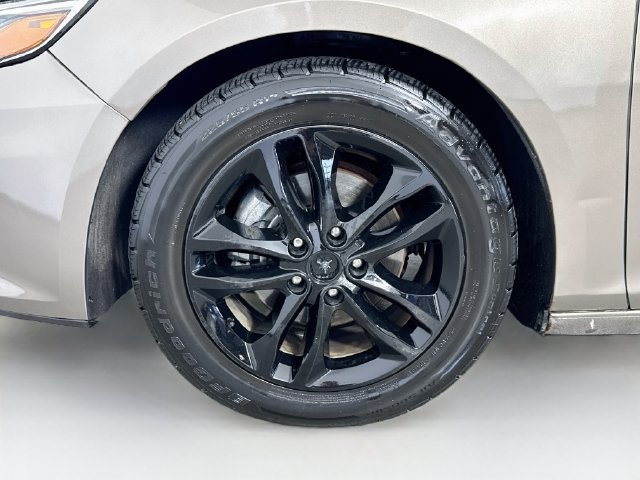 Used 2020 Chevrolet Malibu LT FWD image 31