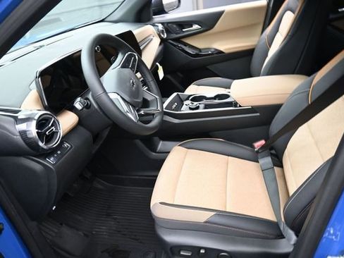 New 2026 Chevrolet Equinox ACTIV w/ Convenience Package III FWD image 8