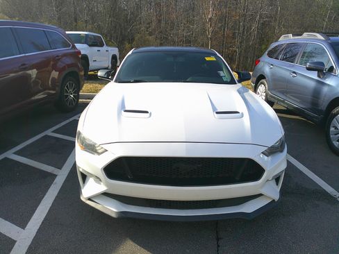 Used 2020 Ford Mustang GT w/ Equipment Group 301A image 2