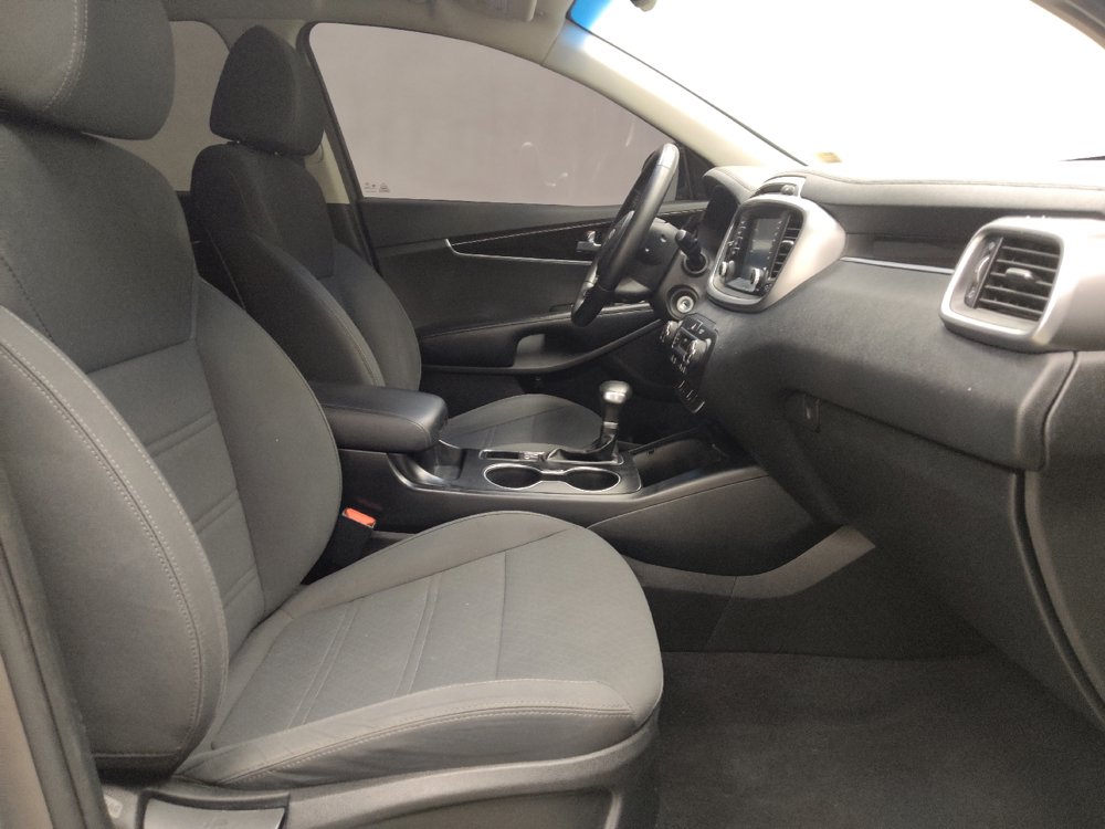 Used 2019 Kia Sorento AWD w/ LX Convenience Package image 21