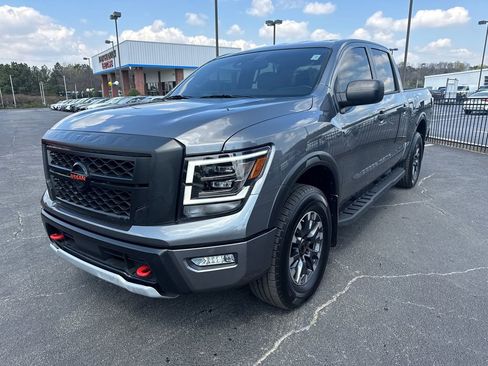 Used 2022 Nissan Titan PRO-4X w/ Off Road Protection Package image 2