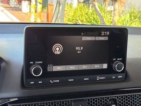 Certified 2025 Honda Civic LX image 21