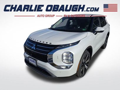 New 2025 Mitsubishi Outlander SE