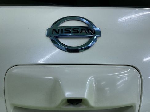 Used 2013 Nissan Leaf SL w/ Premium Pkg image 13