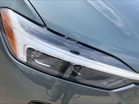 New 2026 Volvo XC60 B5 Ultra w/ Protection Package Premier AWD/4WD image 40