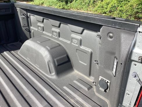 Used 2023 Chevrolet Silverado 1500 Custom AWD/4WD image 14