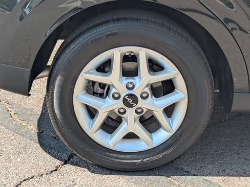 Certified 2025 Kia Soul LX w/ LX Technology Package image 7