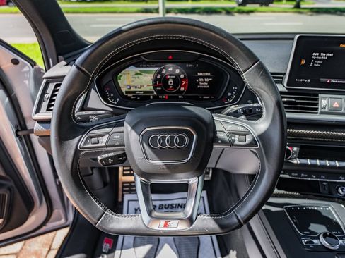 Used 2019 Audi SQ5 Prestige w/ Prestige Package AWD/4WD image 23