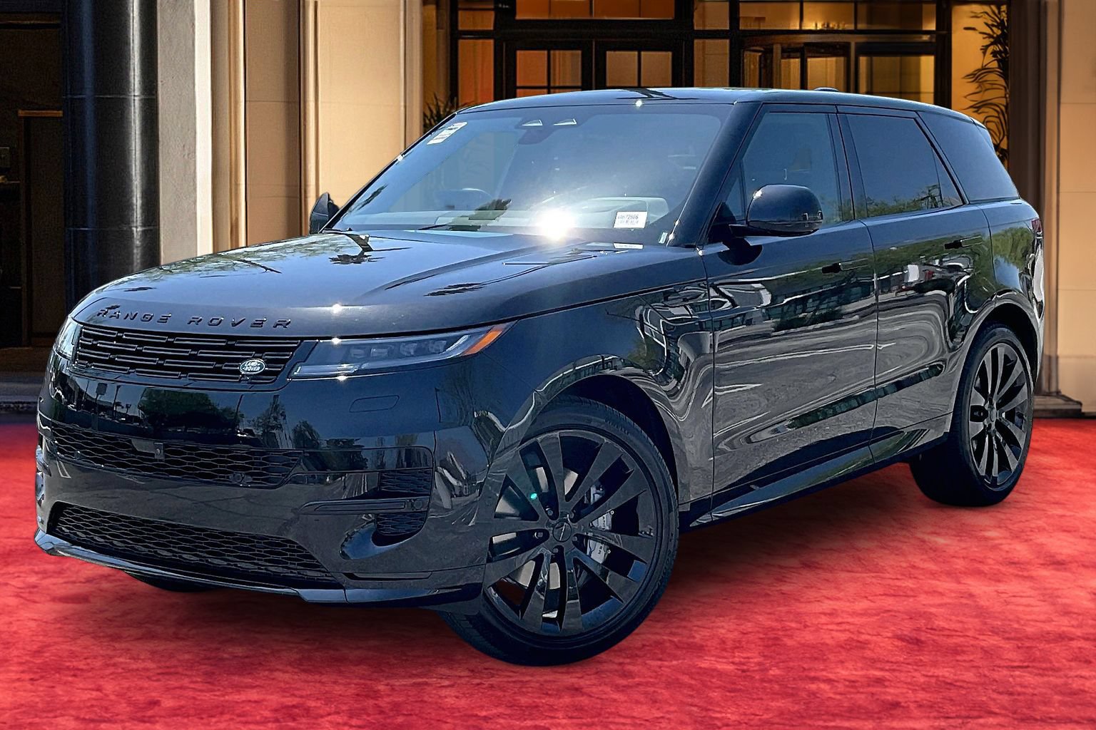 New 2027 Land Rover Range Rover Sport Dynamic SE AWD/4WD image 1