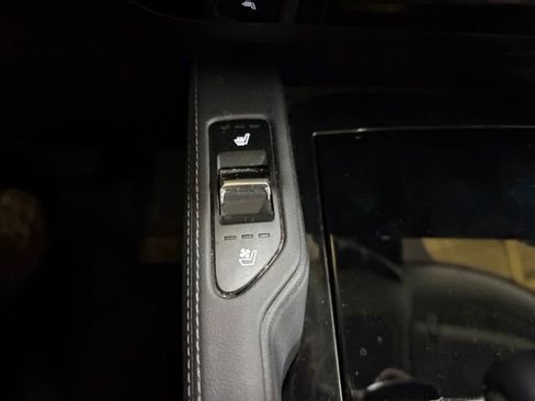 Used 2022 Kia Telluride EX w/ EX Premium Package FWD image 40