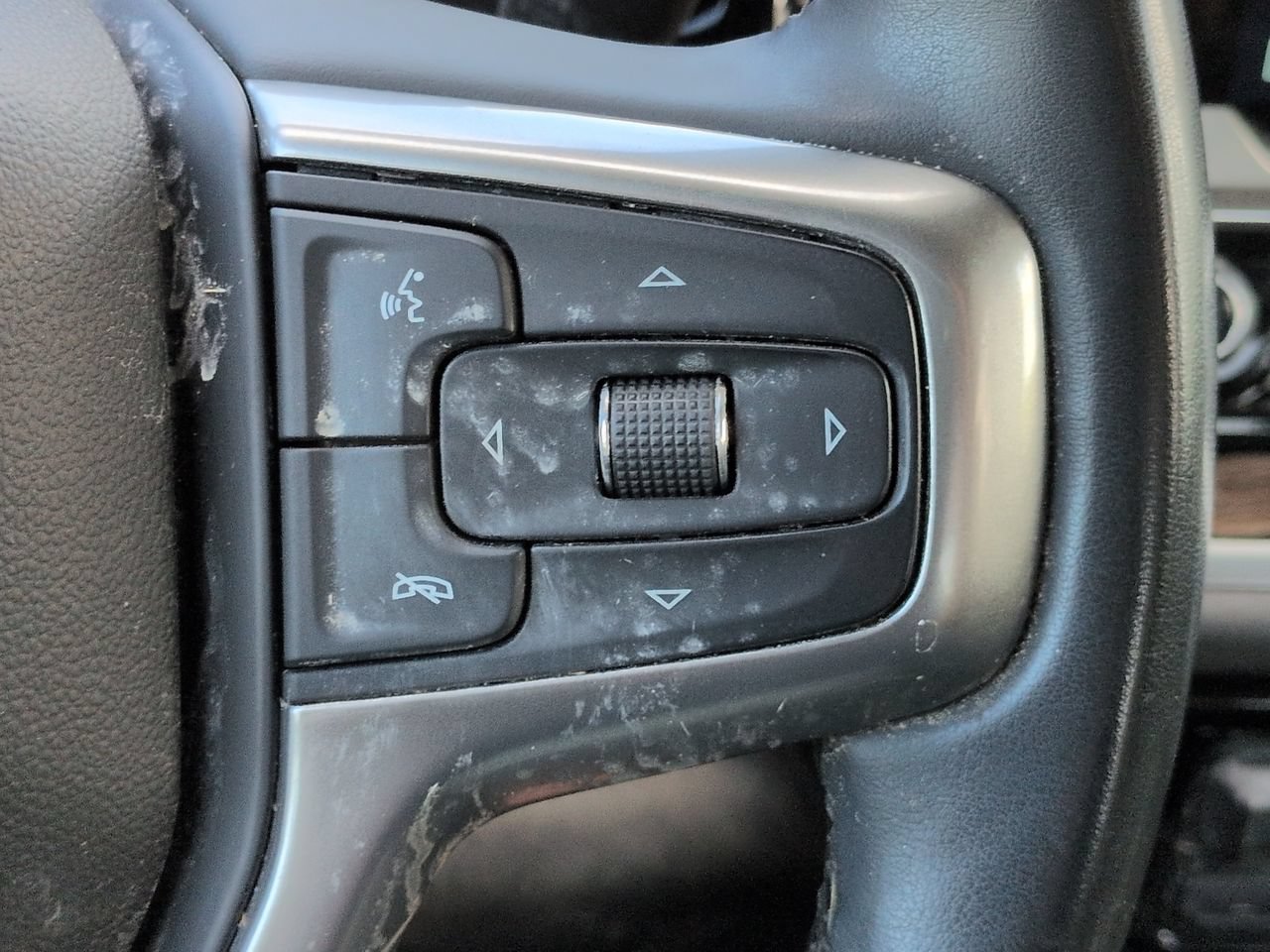 Used 2025 Chevrolet Silverado 2500 LT w/ Safety Package AWD/4WD image 27