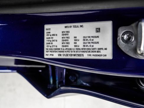 Used 2022 Tesla Model 3 Long Range AWD/4WD image 38