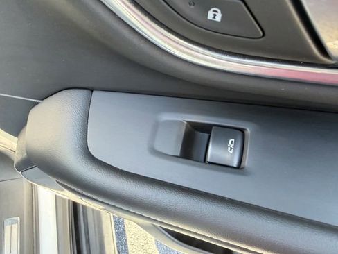 Used 2024 Chevrolet Tahoe LT image 39