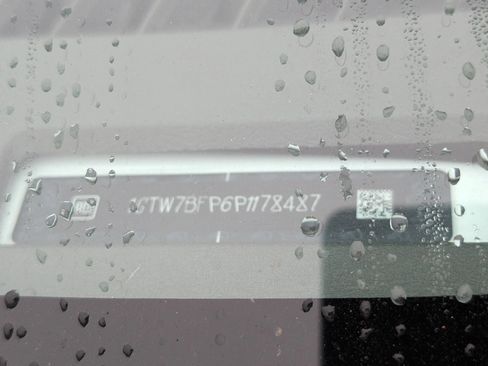 Used 2023 GMC Savana 2500 Extended RWD image 33
