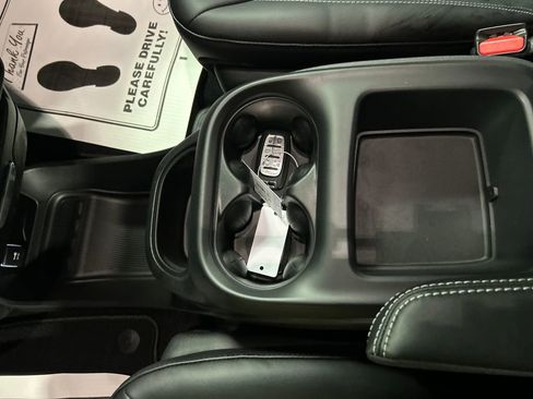 New 2026 Chrysler Pacifica Select w/ S Appearance Package image 19