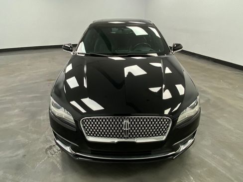 Used 2017 Lincoln MKZ Reserve image 9