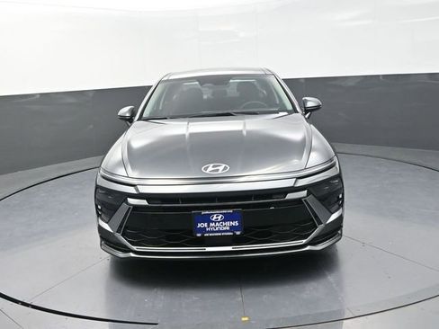 New 2026 Hyundai Sonata SEL FWD image 3