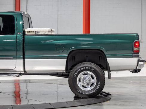 Used 2001 Dodge Ram 2500 Truck 4x4 Quad Cab image 12