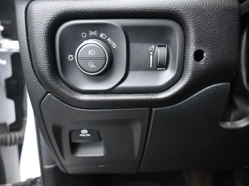 Used 2023 RAM 1500 Big Horn AWD/4WD image 33