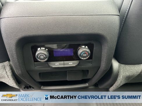 New 2026 Chevrolet Traverse Z71 w/ Enhanced Driving Package AWD/4WD image 20