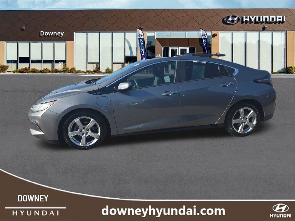 Used 2018 Chevrolet Volt LT FWD image 2