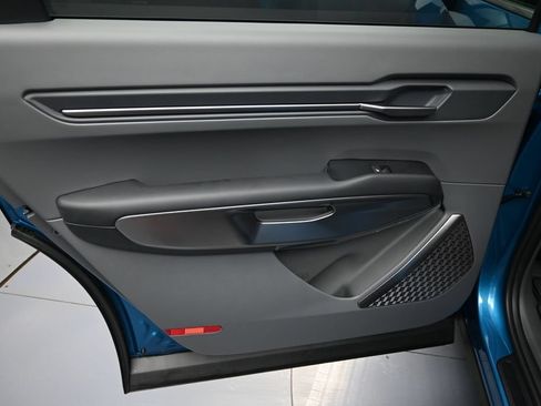New 2026 Kia EV9 Wind AWD/4WD image 29