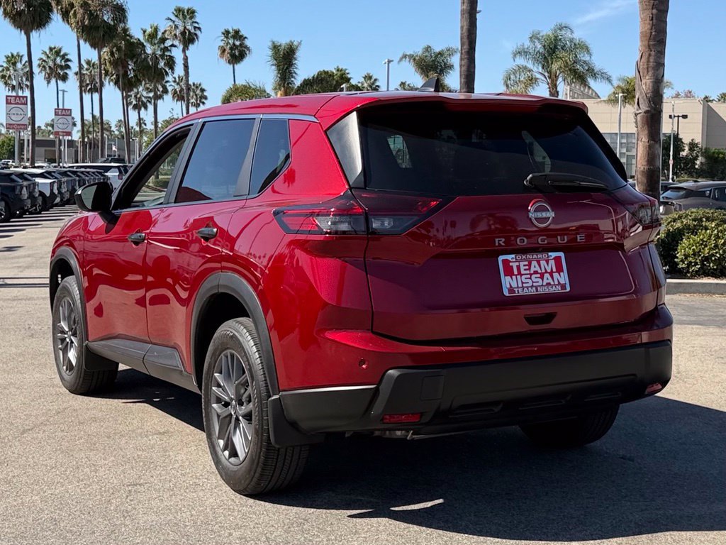 Certified 2025 Nissan Rogue S FWD image 5