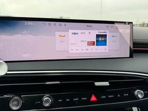 New 2026 Genesis GV70 2.5T Sport Prestige image 15