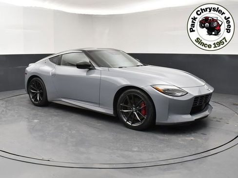Used 2024 Nissan Z Performance w/ Floor Mat Package RWD image 1