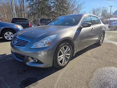 Used 2013 INFINITI G37 x Sedan w/ Premium Pkg image 5