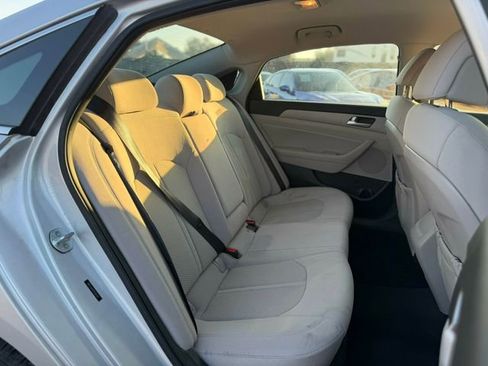 Used 2015 Hyundai Sonata SE w/ Option Group 09 image 6