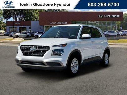 New 2026 Hyundai Venue SE