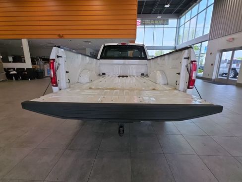 Used 2018 Ford F150 XL RWD image 9