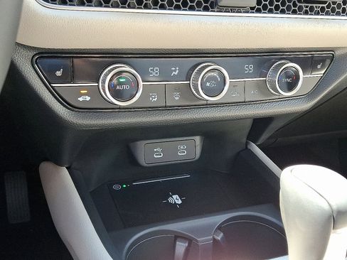 Used 2027 Honda HR-V EX-L image 12
