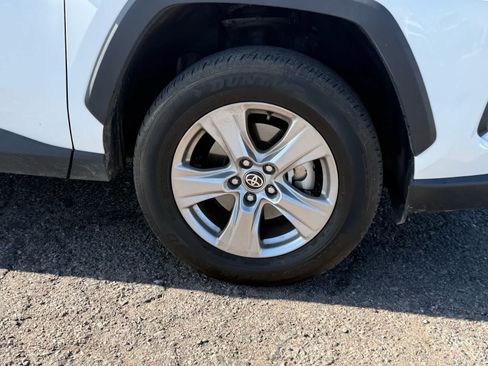 Used 2025 Toyota RAV4 XLE AWD/4WD image 7