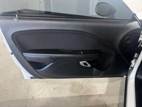 Used 2022 Dodge Challenger GT RWD image 16