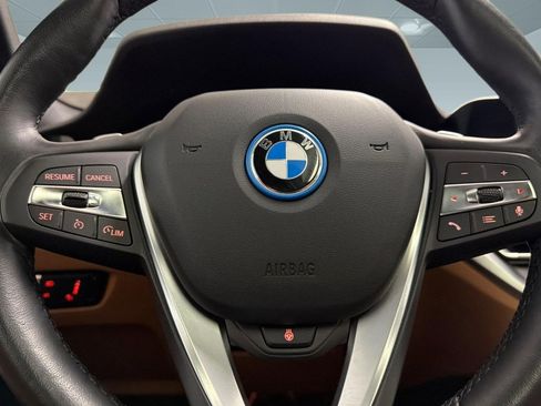 Used 2022 BMW 330e w/ Premium Package image 18