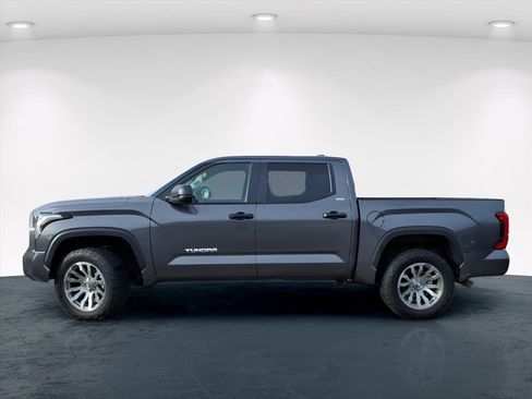 Used 2024 Toyota Tundra SR5 image 3