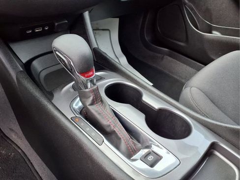Used 2023 Chevrolet Malibu RS FWD image 20